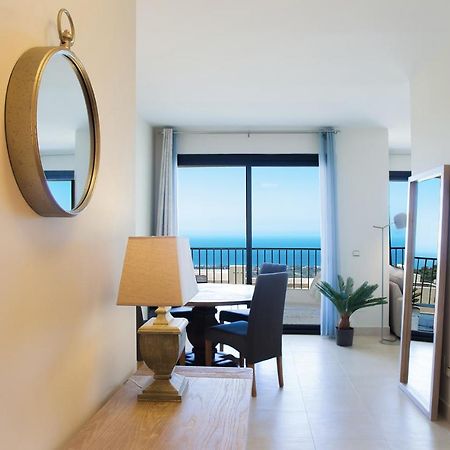 Luxury Spa Resort Marbella 2 Bedroom Sauna Gym Pools Jacuzzi Exterior photo