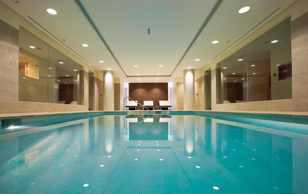 Luxury Spa Resort Marbella 2 Bedroom Sauna Gym Pools Jacuzzi Exterior photo